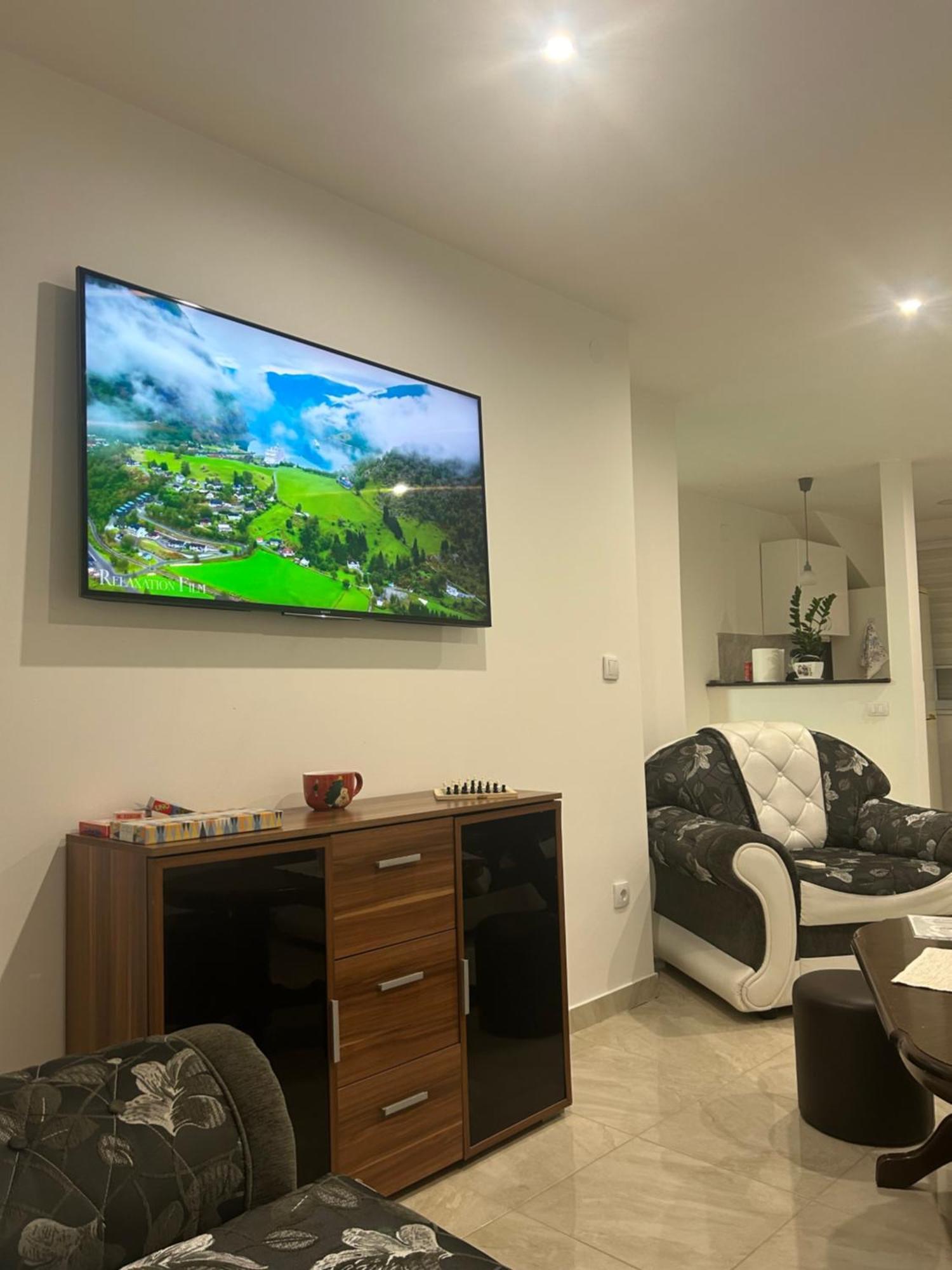 Apartman Diamond Lux Surčin Екстериор снимка